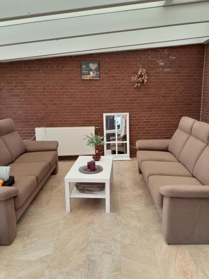 Tannenquartier - Ihr Ferienhaeuschen Gross Gronau Exterior foto